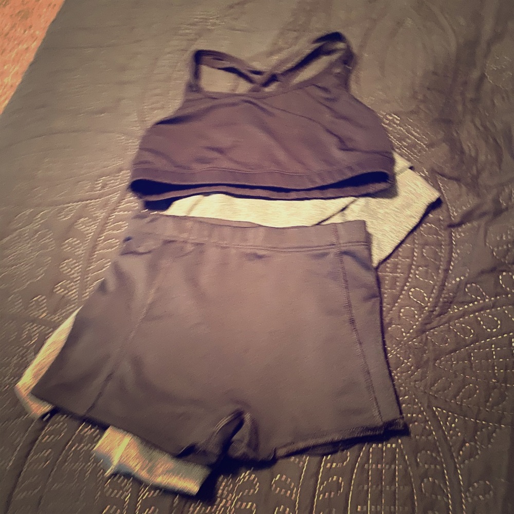 Gym bundle shorts, leggings, and sports bra